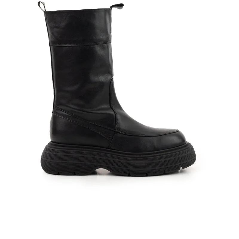 Tineo Black Leather