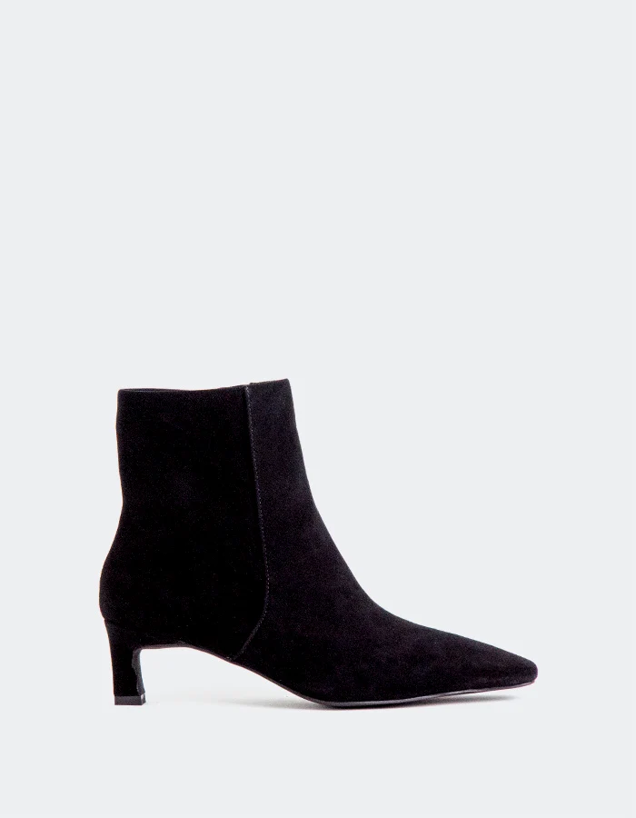 Kallista Black Suede