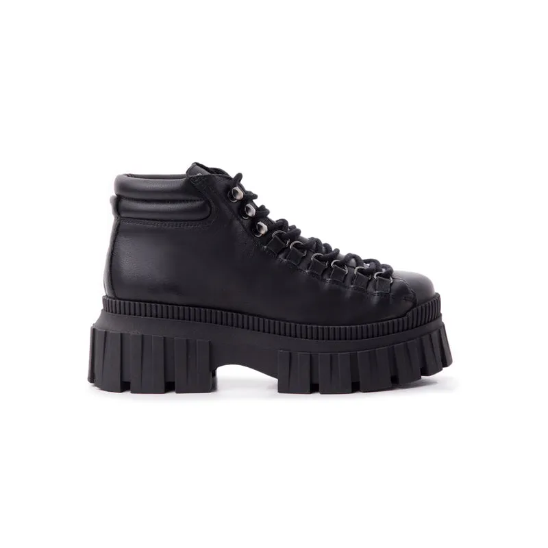 Cedric Black Leather