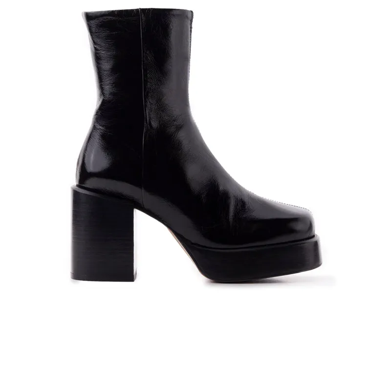 Palencia Black Leather/Black Sole