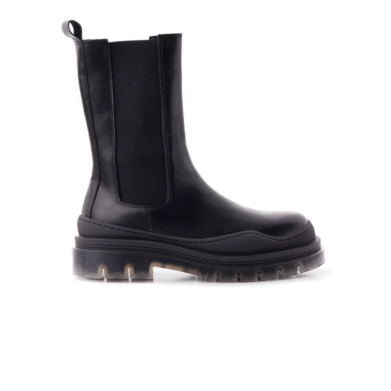 Nagano Black Leather/Black Sole