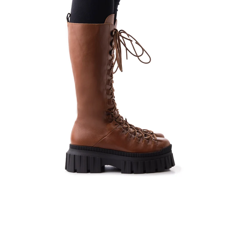 Weasley Chestnut Leather