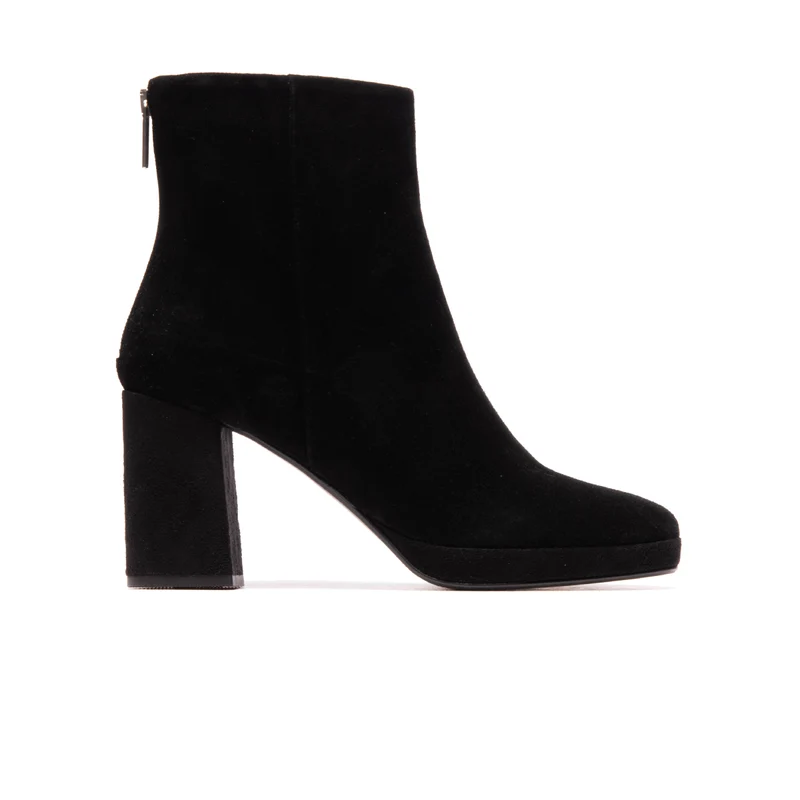 Stassi Black Suede
