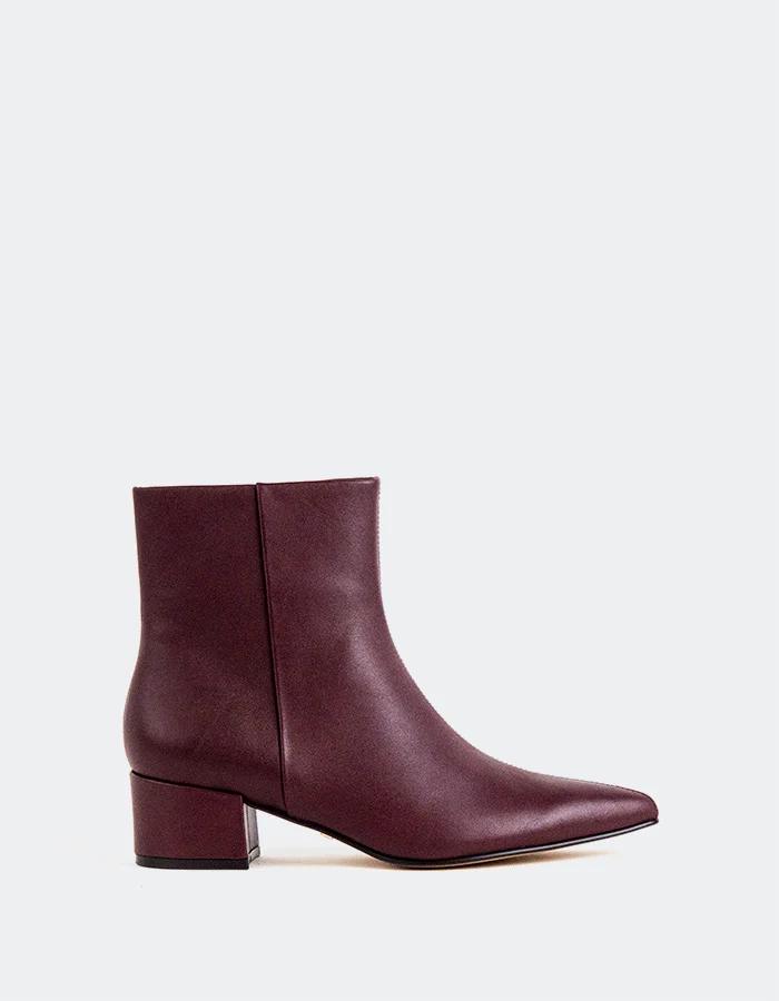 Lorelei Burgundy Leather