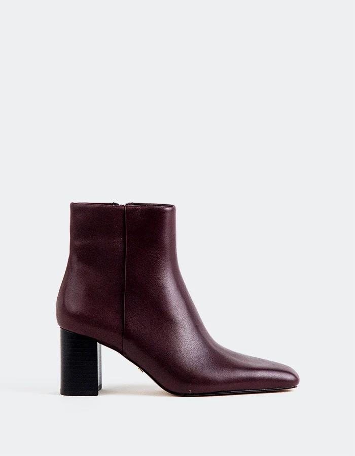 Lucky Burgundy Leather