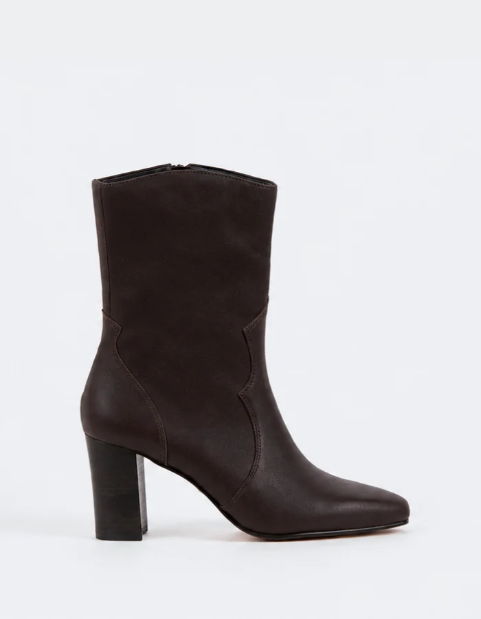 Bellamy Brown Leather
