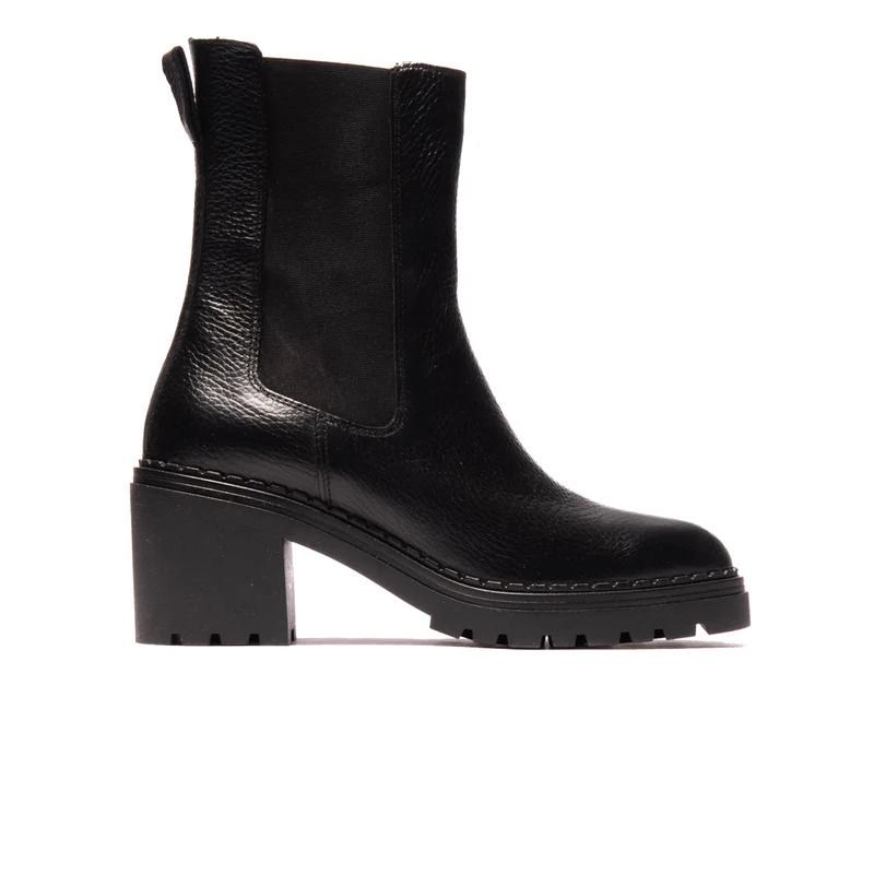 Venosa Black Leather