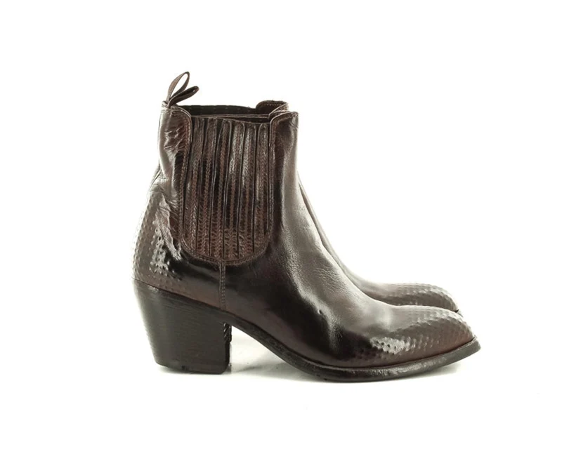 BOOTS IM01A