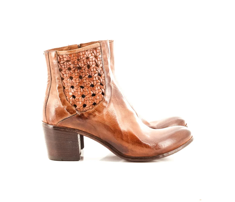 BOOTS BU21A
