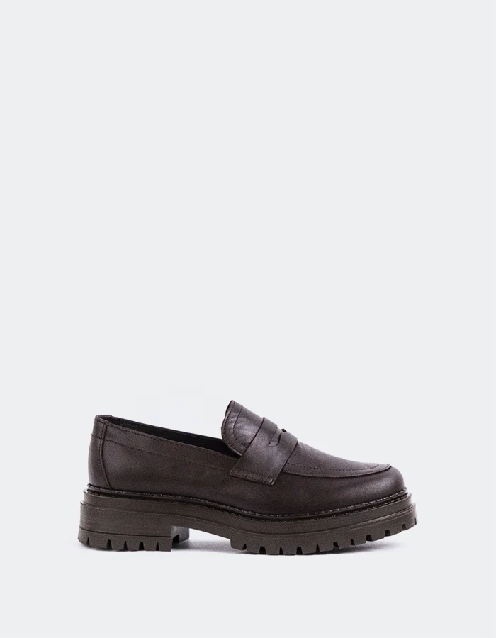 Jayvie Brown Leather