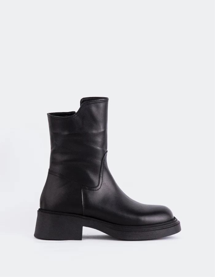 Rosemère Black Leather