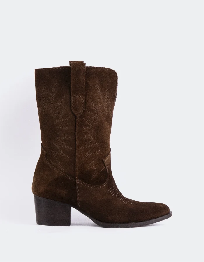 Freyr Brown Suede