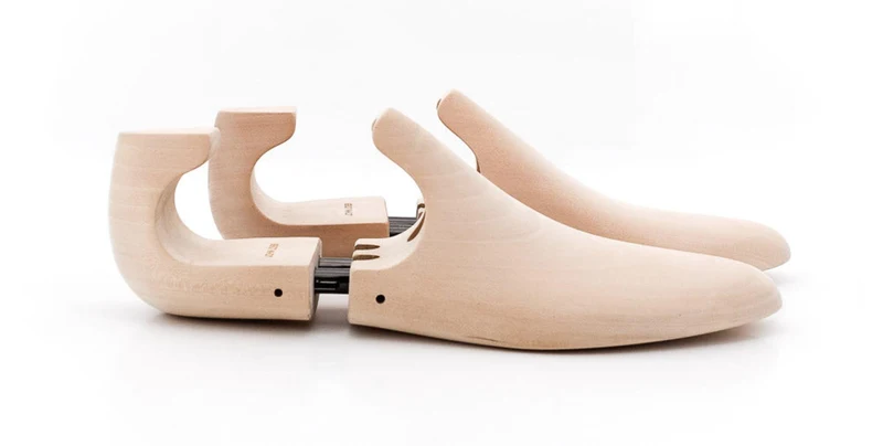 EMBAUCHOIRS JOHN LOBB