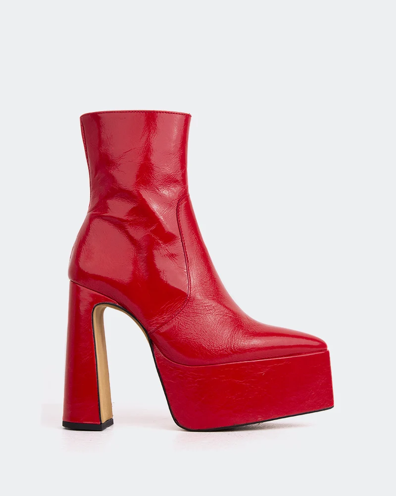 Sarov Red Leather