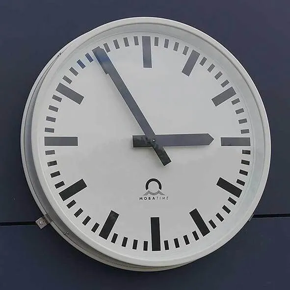 Horloge radio extérieure BÜRK MOBATIME, FLEXLINE Ø 80 cm Cadran à graduation standard