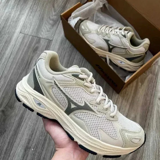 MIZUNO RACER S OARISM